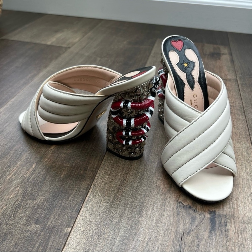 Gucci White and Red Mules with Block Heel